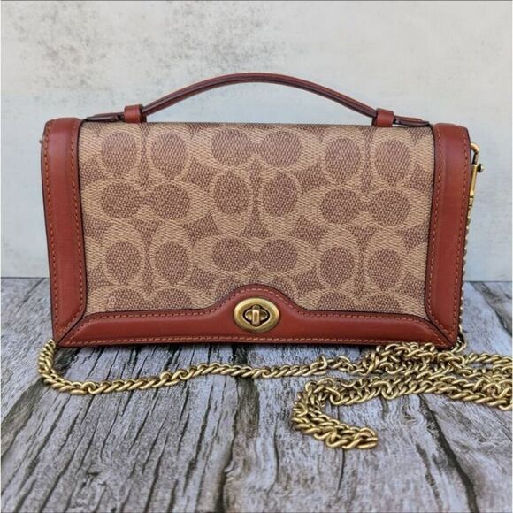 Coach Riley Signature Colorblock Chain Clutch Crossbody Bag. Tan/Rust. #68312 - Picture 1 of 11